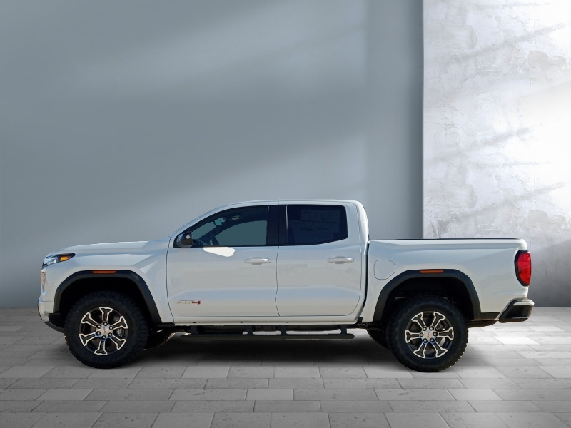 2024 GMC Canyon