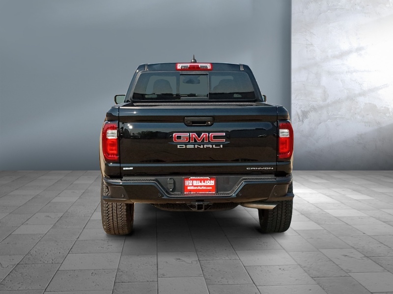 2024 GMC Canyon