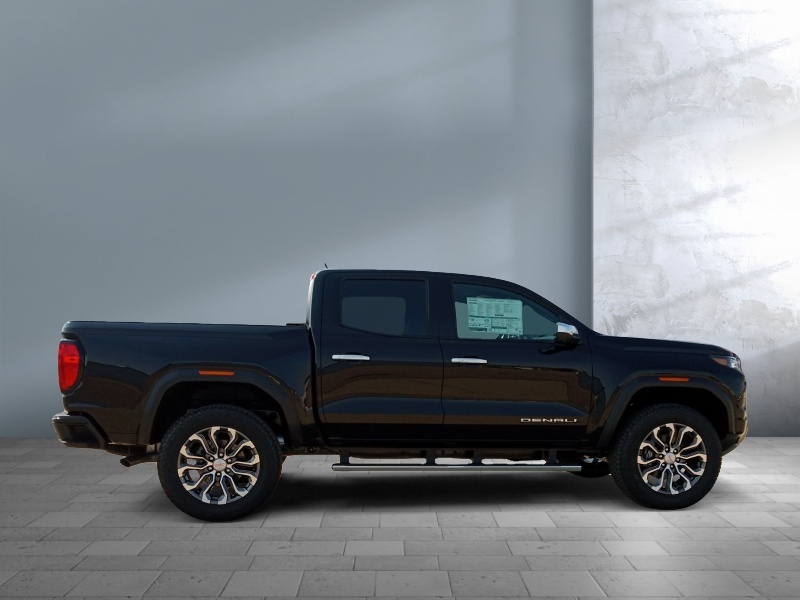 2024 GMC Canyon