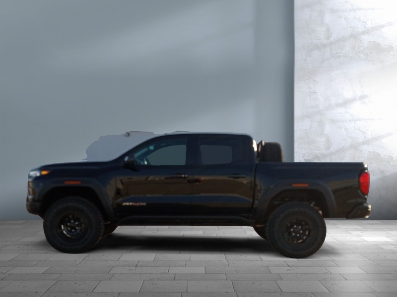 2024 GMC Canyon