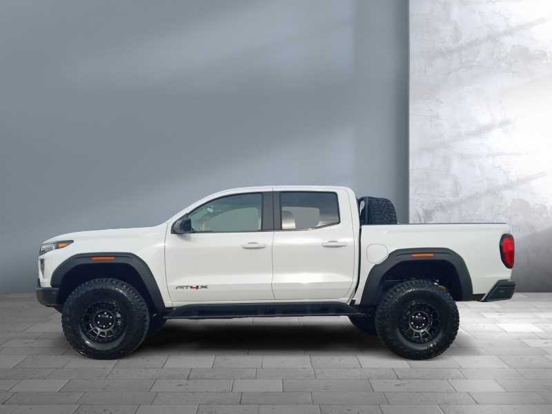 2024 GMC Canyon