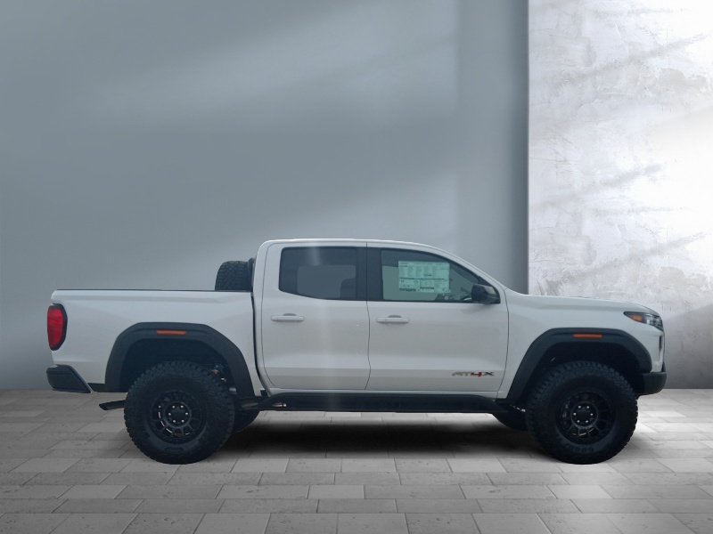 2024 GMC Canyon