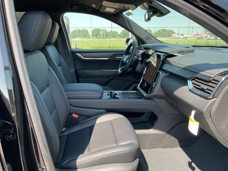 2025 GMC Acadia