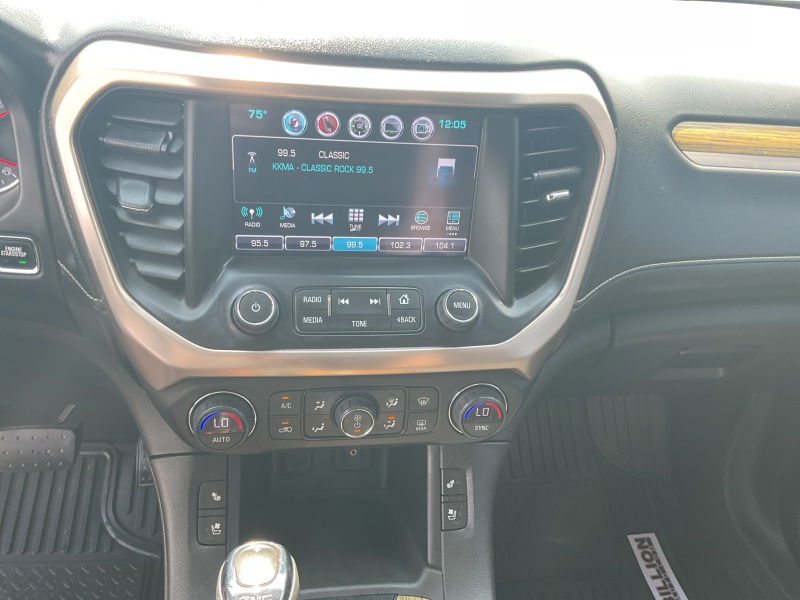 2017 GMC Acadia