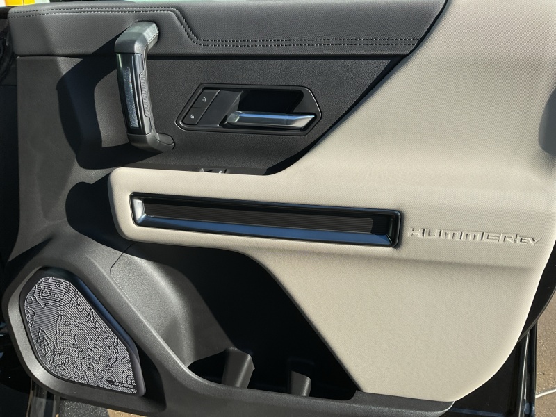 2026 GMC HUMMER EV SUV
