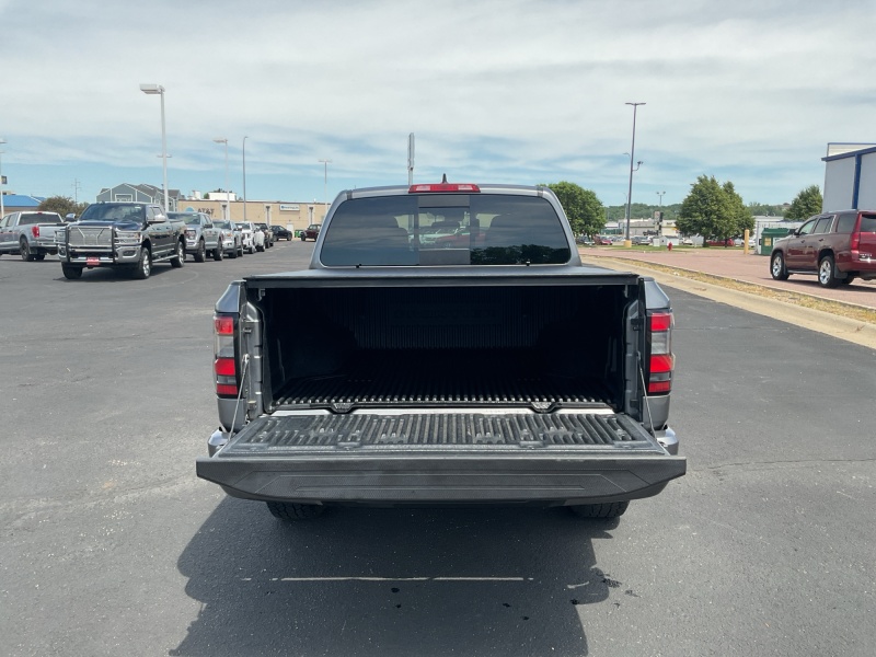 2024 Nissan Frontier