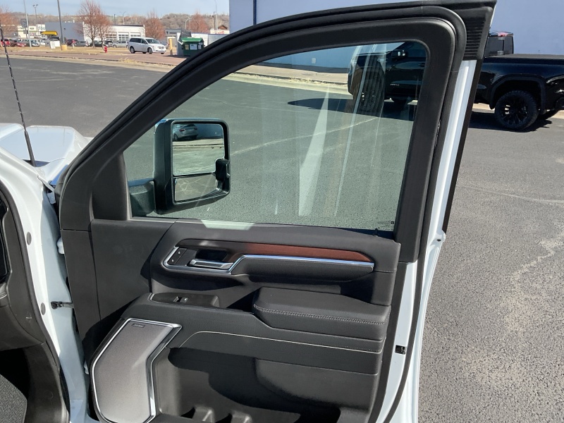 2026 GMC Sierra 3500HD