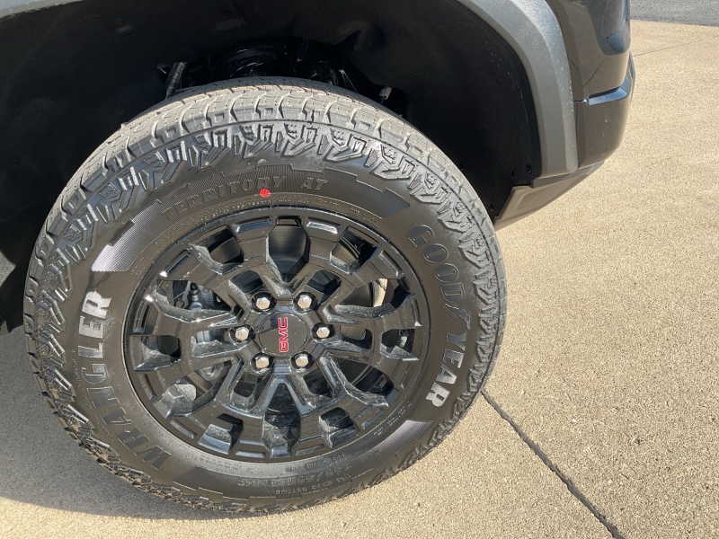 2026 GMC Canyon
