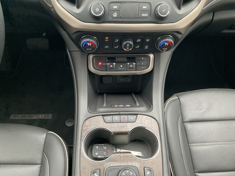 2023 GMC Acadia
