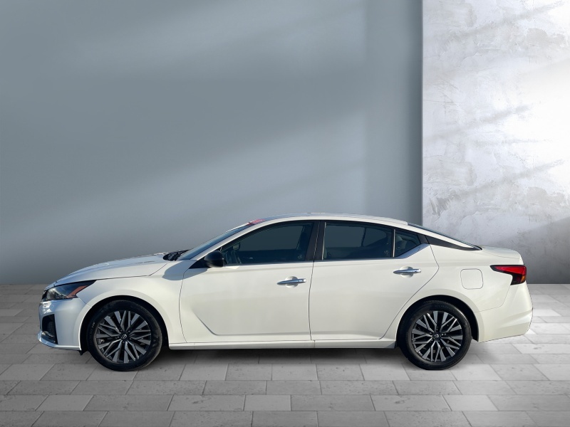 2025 Nissan Altima