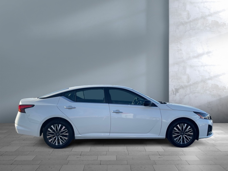 2025 Nissan Altima