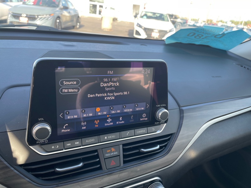 2025 Nissan Altima