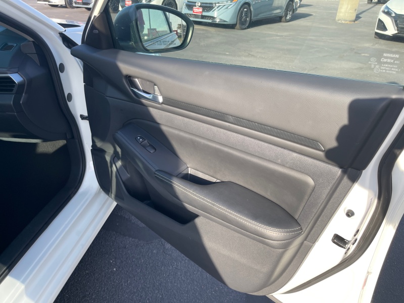2025 Nissan Altima