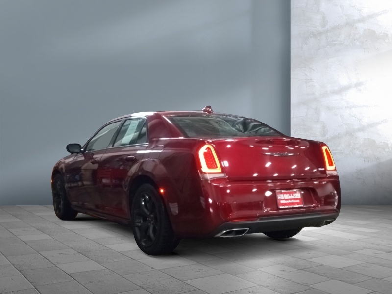 2022 Chrysler 300