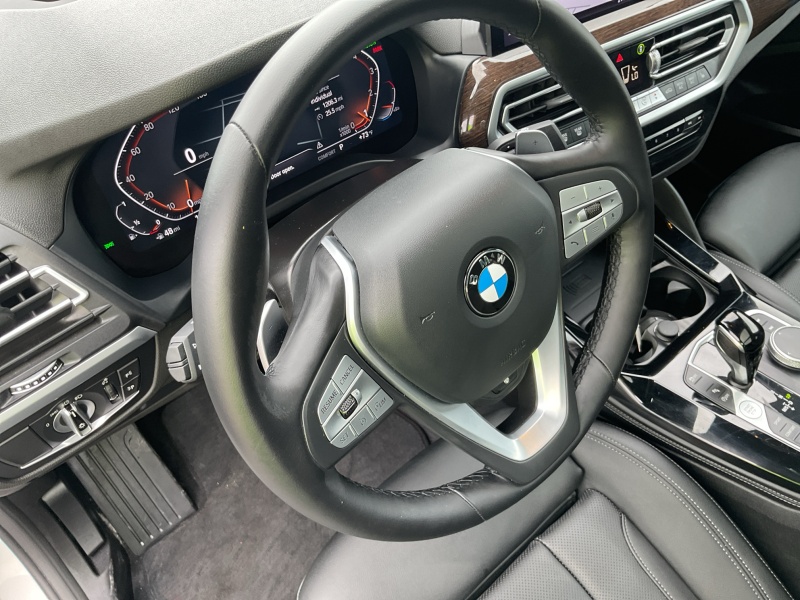 2025 BMW X4