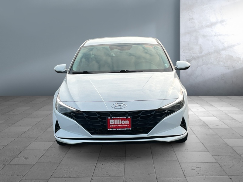 2023 Hyundai Elantra Hybrid