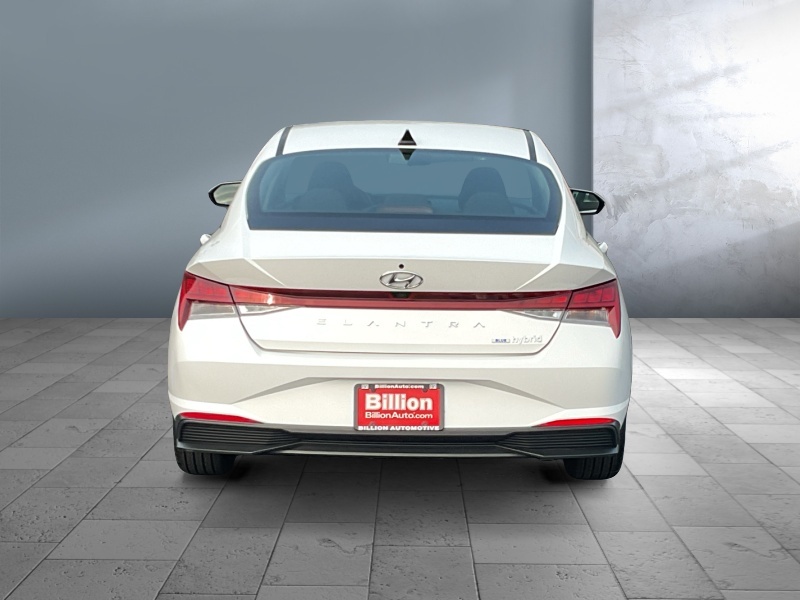 2023 Hyundai Elantra Hybrid