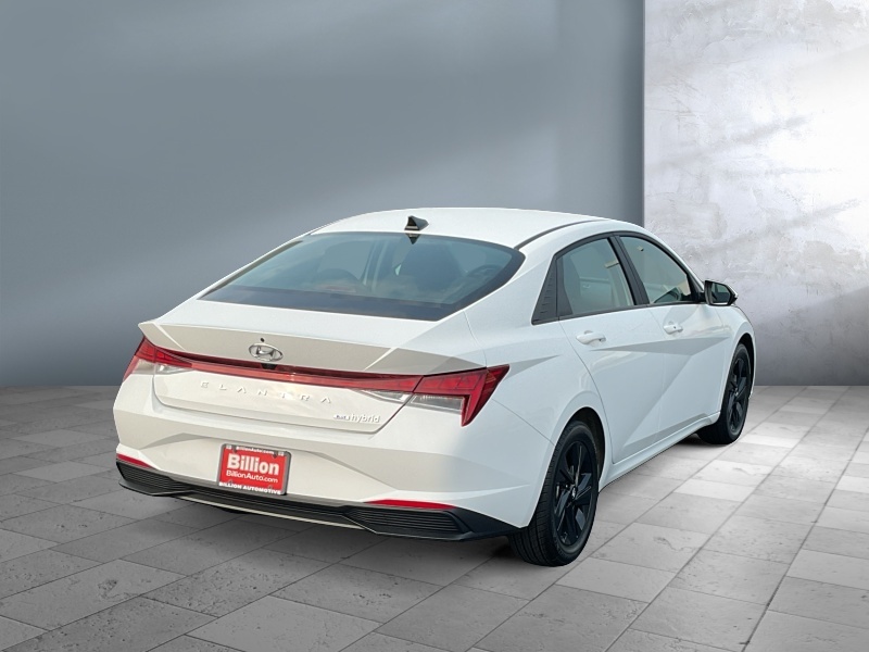 2023 Hyundai Elantra Hybrid