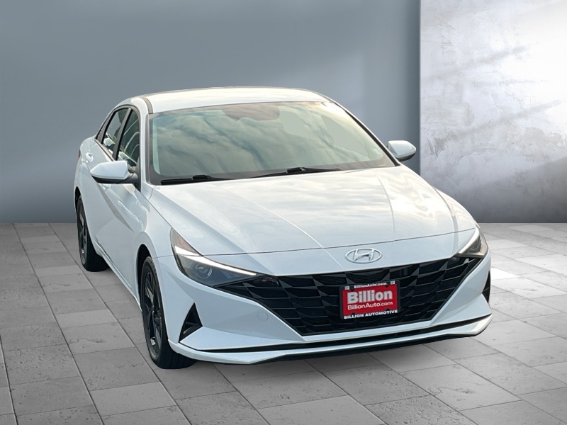 2023 Hyundai Elantra Hybrid