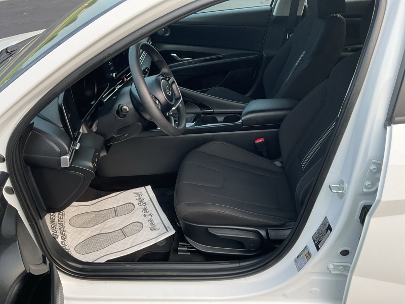 2023 Hyundai Elantra Hybrid