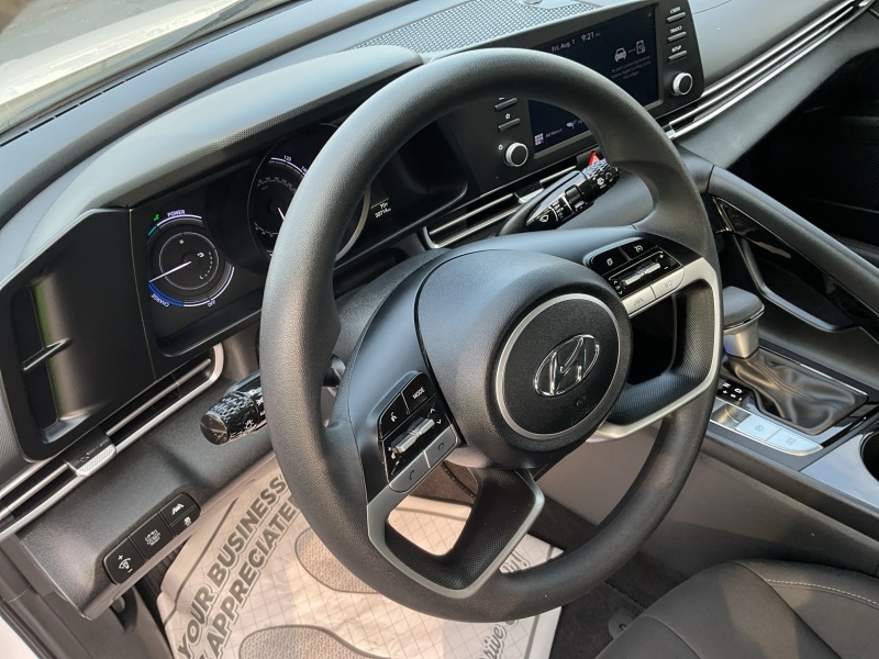 2023 Hyundai Elantra Hybrid