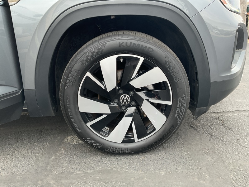 2025 Volkswagen Atlas Cross Sport