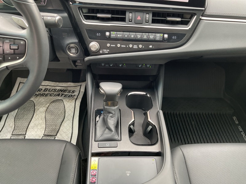 2024 Lexus ES