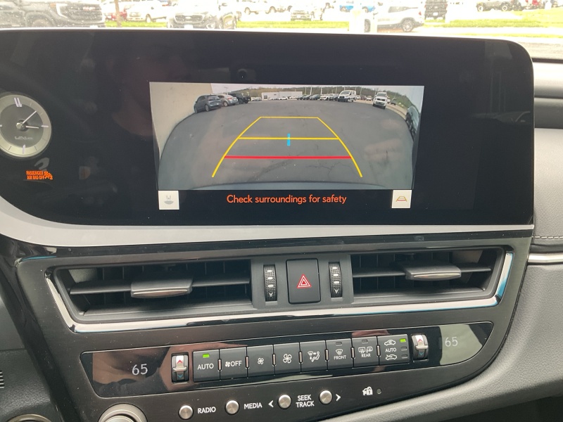 2024 Lexus ES