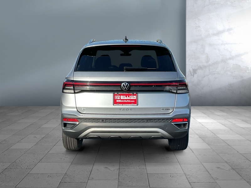 2025 Volkswagen Taos