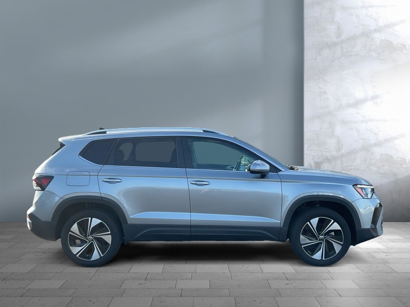 2025 Volkswagen Taos