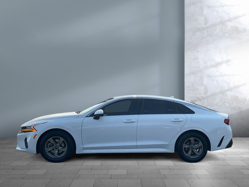 2023 Kia K5