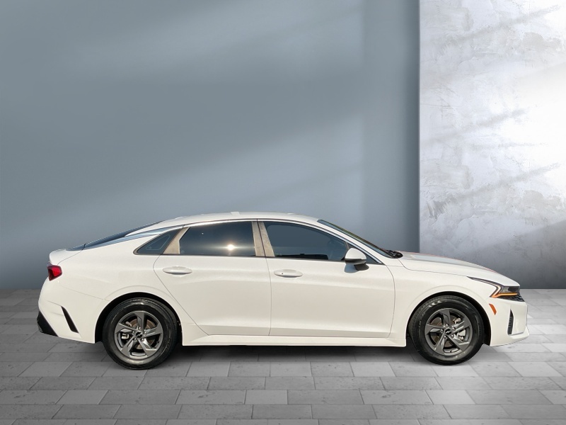 2023 Kia K5