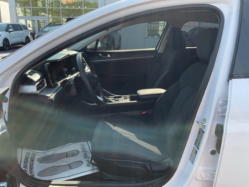 2023 Kia K5