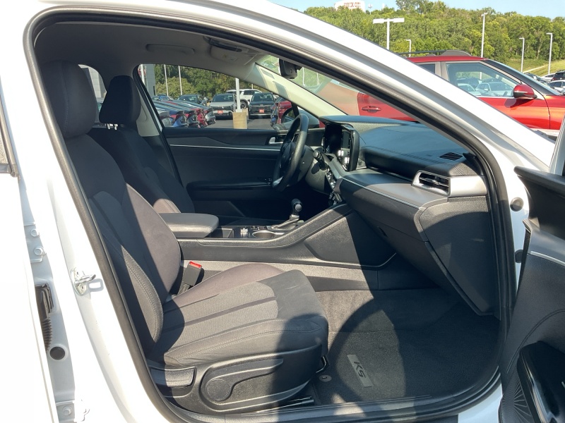 2023 Kia K5