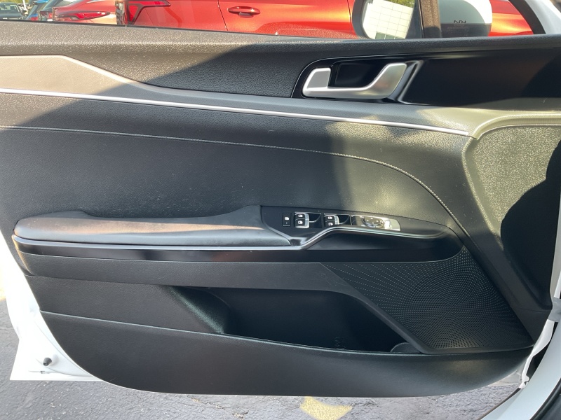 2023 Kia K5