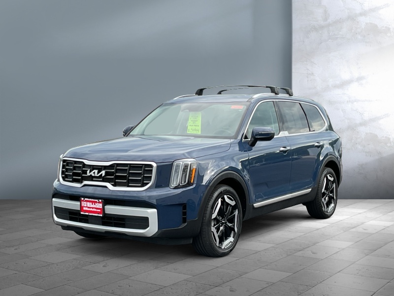 Used 2025 Kia Telluride S SUVs