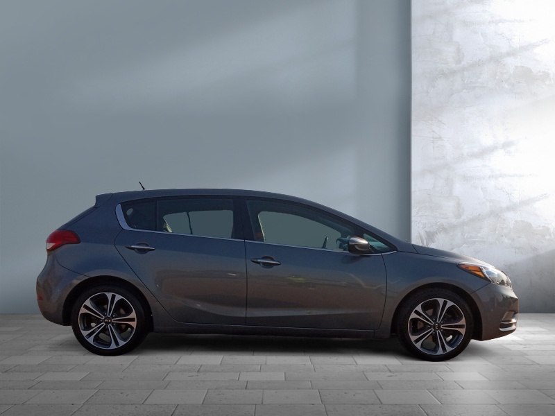 2016 Kia Forte 5-Door