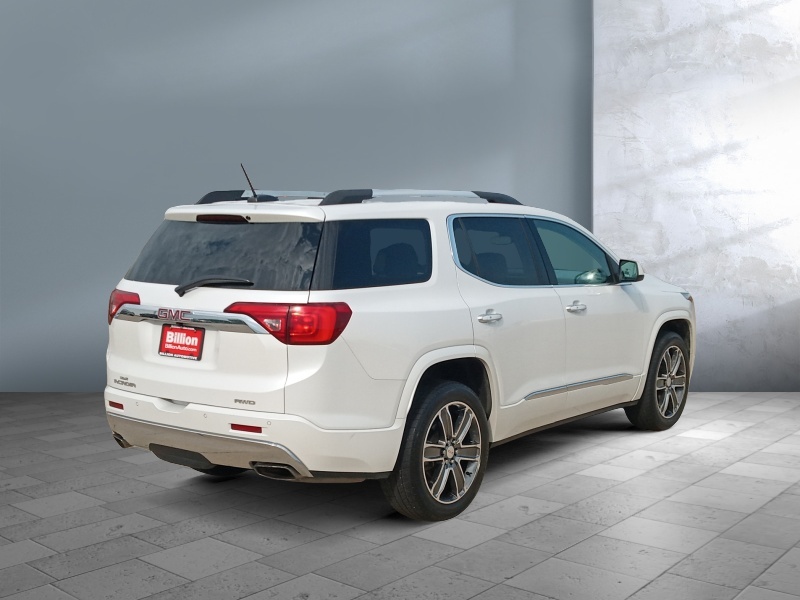 2017 GMC Acadia