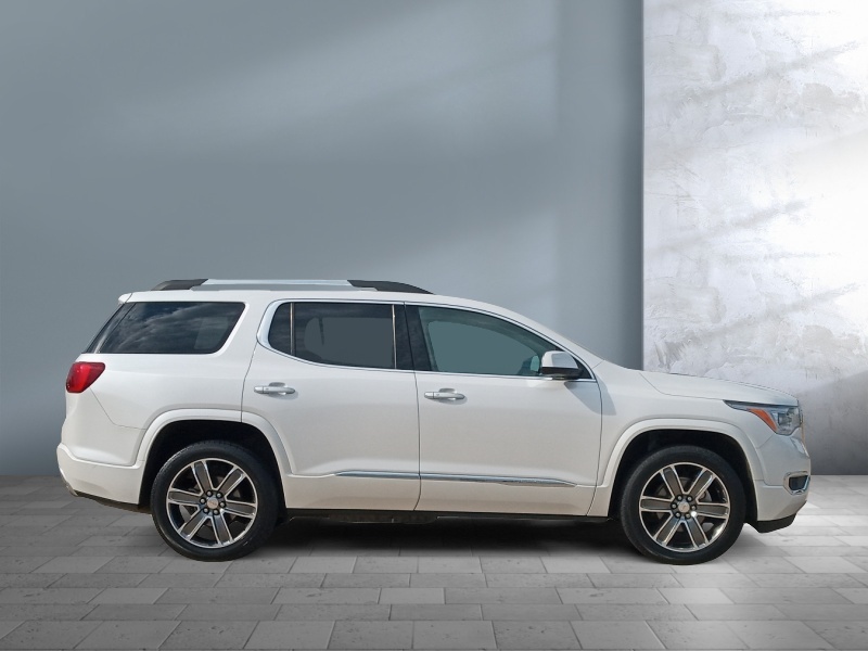 2017 GMC Acadia