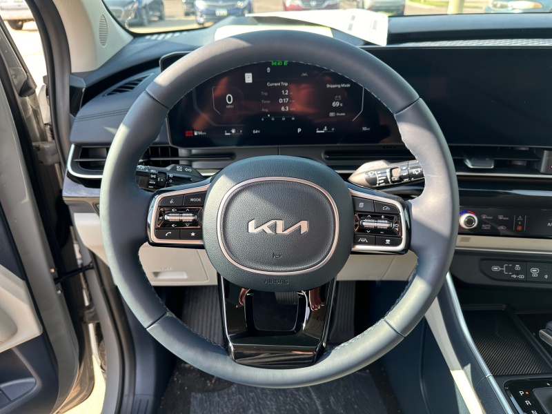 2025 Kia Carnival