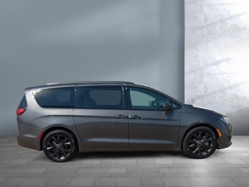 2020 Chrysler Pacifica