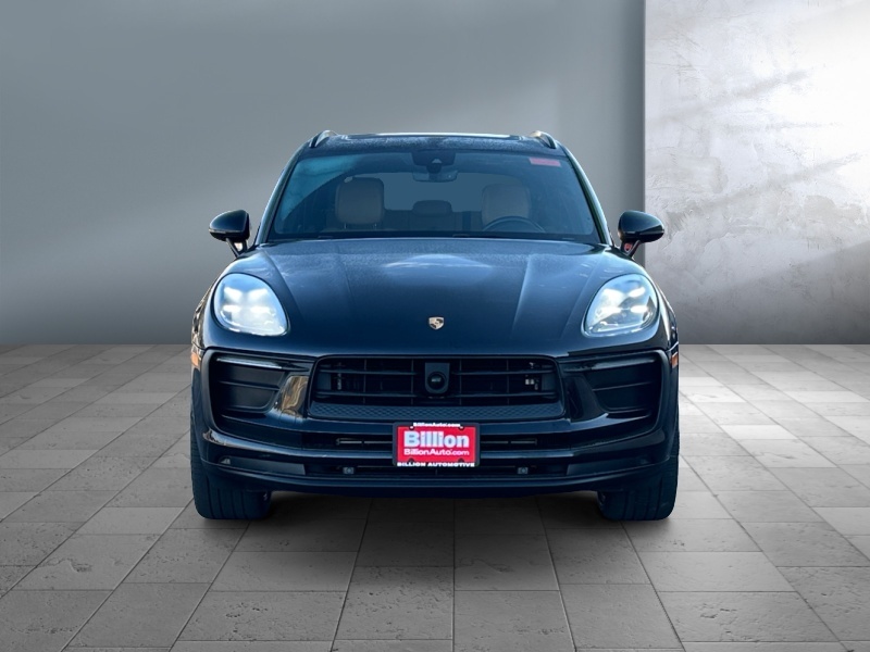 2023 Porsche Macan