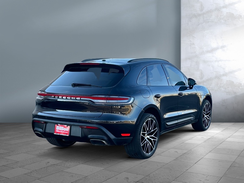 2023 Porsche Macan