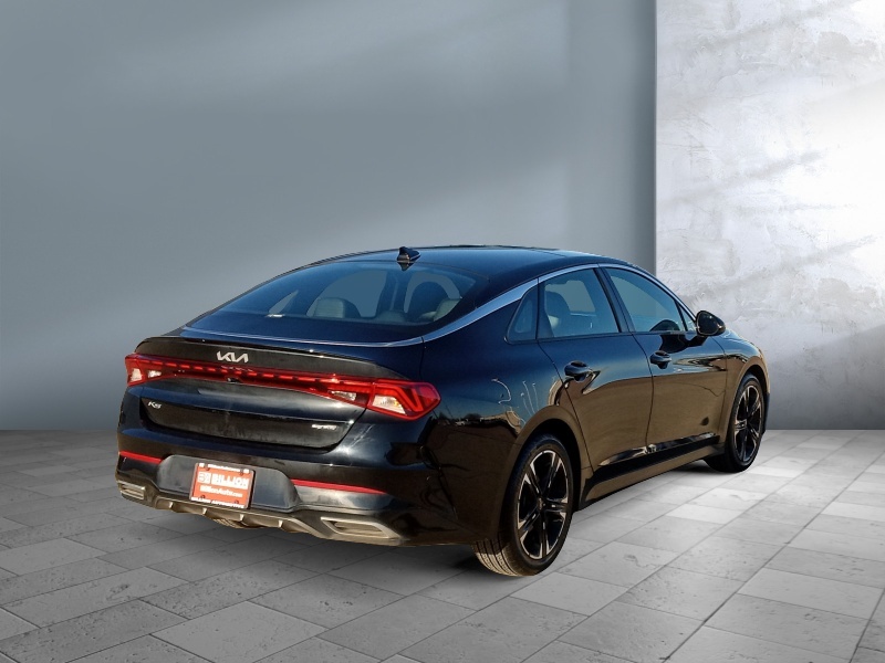 2022 Kia K5