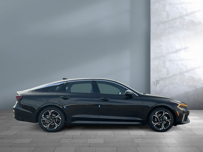 2025 Kia K5