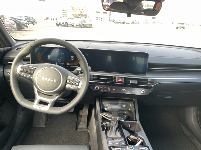 2025 Kia K5