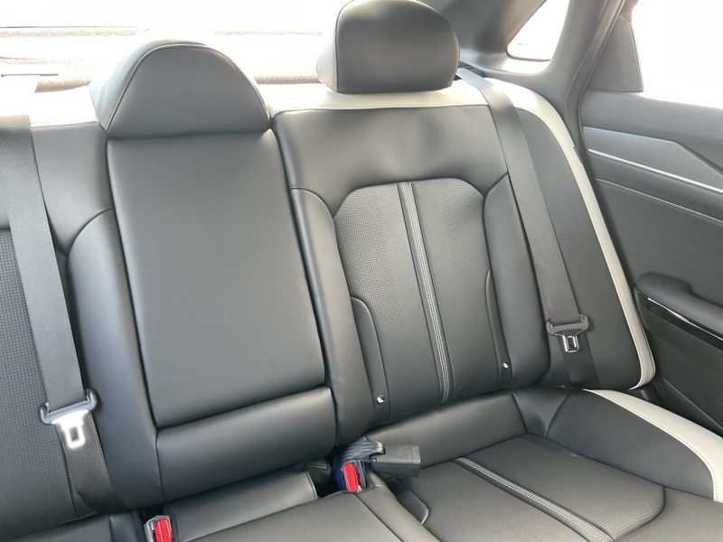 2025 Kia K5
