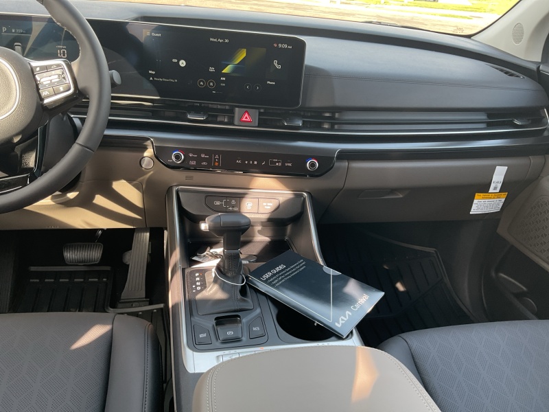 2025 Kia Carnival