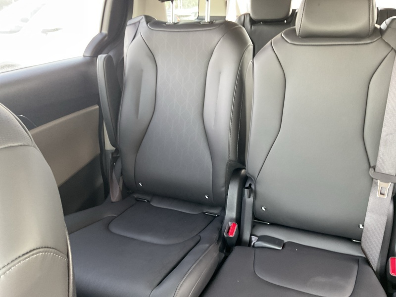 2025 Kia Carnival
