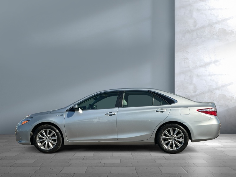 2016 Toyota Camry Hybrid